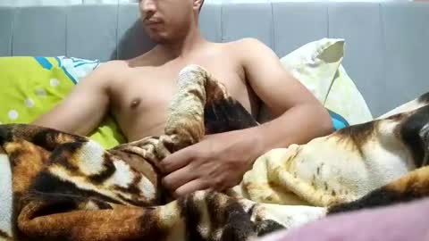 juanc23_371 online show from 04-11-26, 06:56