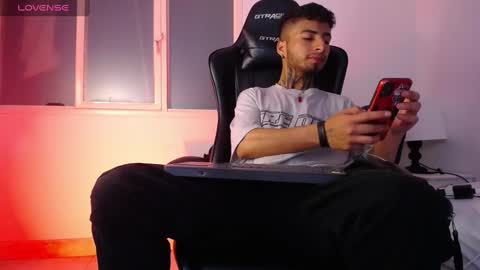 juancamilo66_ online show from 02-18-25, 04:58