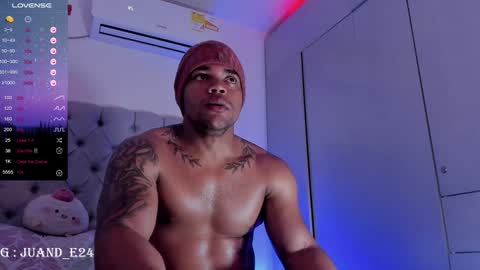 independent model online show from 02-08-25, 07:48