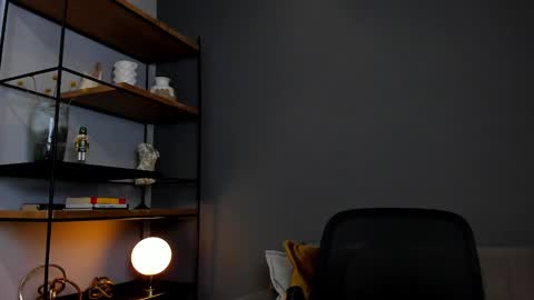 JUANDRES online show from 12-24-24, 06:11