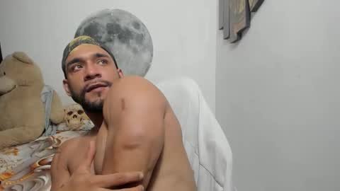 Juanes online show from 03-12-26, 05:19