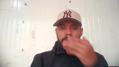 Snapshot of juanfe_style chatting on 09-29-25, 01:49 juanfe_style online show from 09-29-25, 01:49