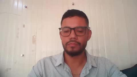 Snapshot of juanfe_style chatting on 11-07-25, 04:07 juanfe_style online show from 11-07-25, 04:07