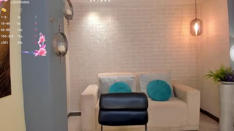 Juanita Clay online show from 12-26-24, 02:48