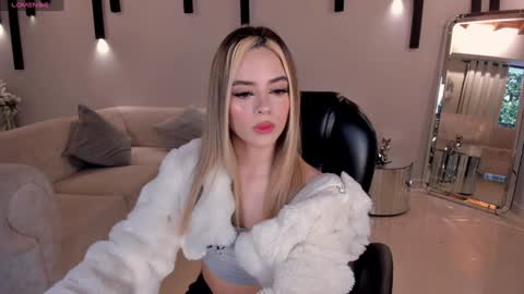 Juanita Clay online show from 01-17-25, 11:49