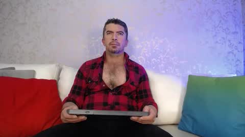 Juan k online show from 12-18-25, 01:50