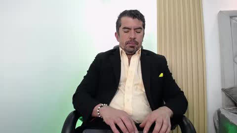 Juan k online show from 05-02-26, 01:05