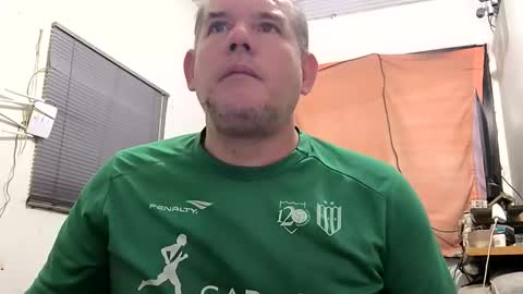 Juan Manuel online show from 01-18-26, 02:37