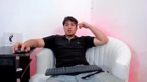 JUAN  online show from 06-17-26, 03:35