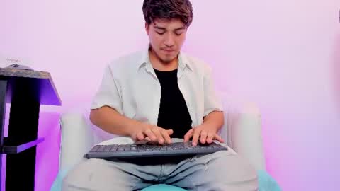 JUAN  online show from 06-24-26, 10:09