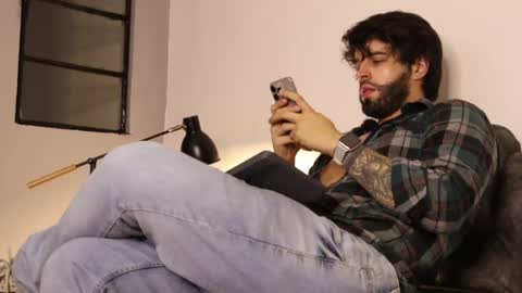 Snapshot of juanmilano chatting on 05-30-26, 01:57 juanmilano online show from 05-30-26, 01:57
