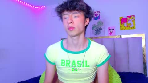 Snapshot of juanmres chatting on 06-27-26, 06:35 juanmres online show from 06-27-26, 06:35