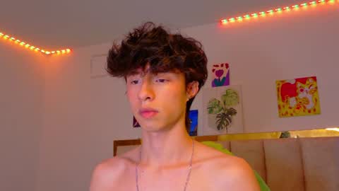 Snapshot of juanmres chatting on 07-29-26, 08:29 juanmres online show from 07-29-26, 08:29