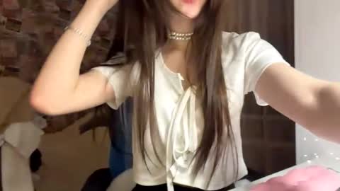 Mila online show from 12-19-25, 02:13