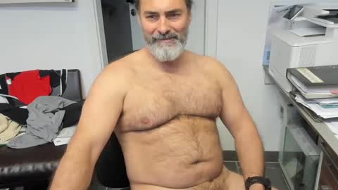 Snapshot of juergenkru chatting on 01-23-25, 01:56 Giovanni50pro online show from 01-23-25, 01:56