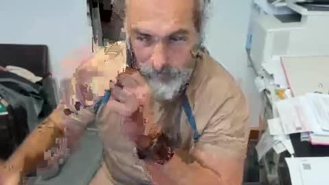 Snapshot of juergenkru chatting on 10-07-25, 10:23 Giovanni50pro online show from 10-07-25, 10:23