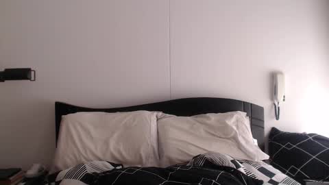 Juan Alcal online show from 02-12-26, 02:45