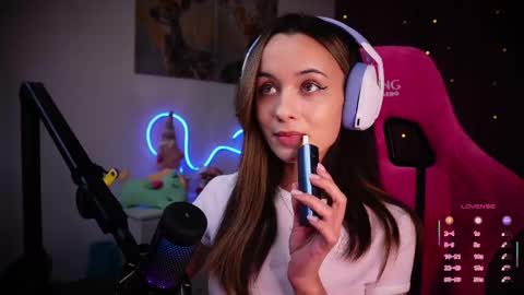 Angelina online show from 02-18-25, 11:08