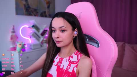 Angelina online show from 10-10-25, 11:09