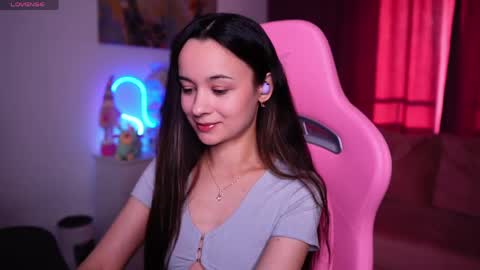 Snapshot of juicy___angel chatting on 05-21-26, 03:08 Angelina online show from 05-21-26, 03:08