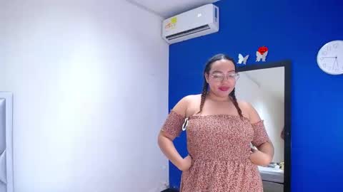 Snapshot of juicy_bignipples18 chatting on 12-13-24, 05:54 juicy_bignipples18 online show from 12-13-24, 05:54