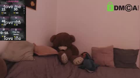 laura online show from 02-22-25, 10:29