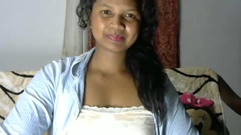 stellah online show from 07-14-26, 01:52