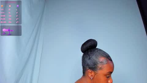 Snapshot of juicy_sky chatting on 11-22-25, 11:20 Your Paradise online show from 11-22-25, 11:20