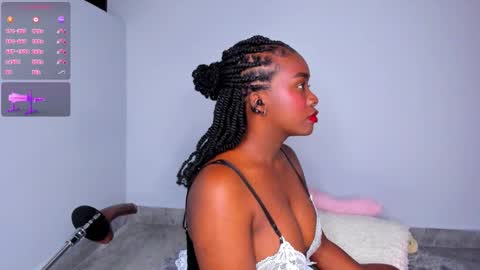 Snapshot of juicy_sky chatting on 12-18-25, 02:50 Your Paradise online show from 12-18-25, 02:50