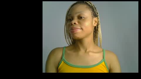 Snapshot of juicy_slut0 chatting on 06-14-26, 05:53 Champaign online show from 06-14-26, 05:53