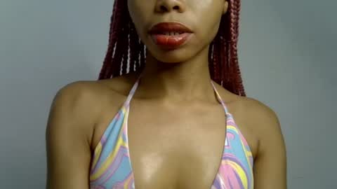 Snapshot of juicy_slut0 chatting on 06-27-26, 10:59 Champaign online show from 06-27-26, 10:59