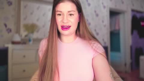 Elena online show from 09-25-25, 03:27