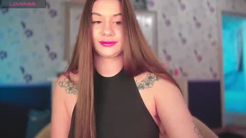 Elena online show from 09-26-25, 01:15