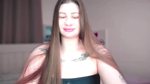 Elena online show from 02-25-26, 09:35