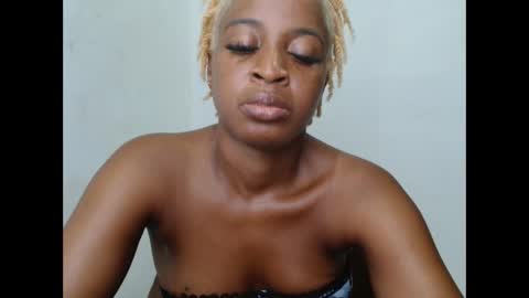 juicykinkx online show from 11-24-25, 12:43