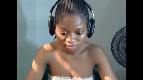 juicynpinkx online show from 04-28-26, 08:30