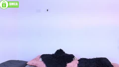 Jules and Gia online show from 06-14-26, 04:42