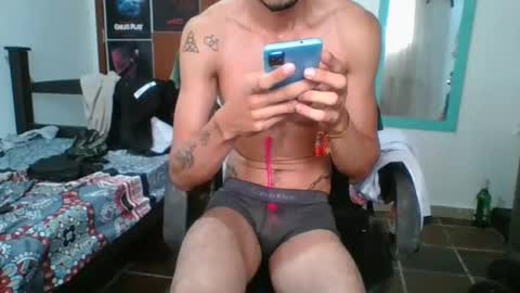 Julfigo online show from 12-22-24, 12:05