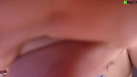 Snapshot of juli_1213 chatting on 05-10-26, 12:27 Juliana online show from 05-10-26, 12:27