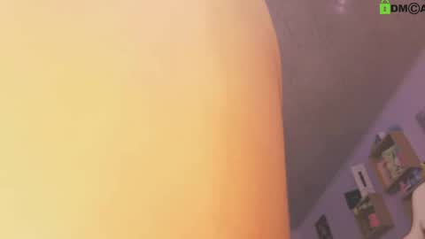 Snapshot of juli_1213 chatting on 05-19-26, 06:03 Juliana online show from 05-19-26, 06:03