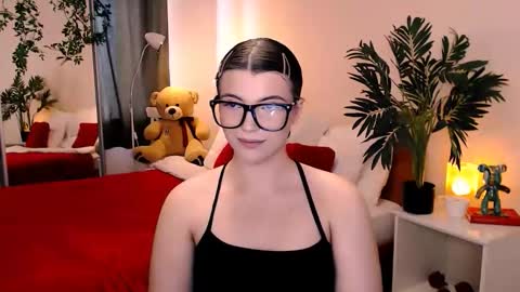 Snapshot of julia485262 chatting on 06-03-26, 01:46 julia485262 online show from 06-03-26, 01:46
