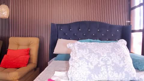 Julia online show from 10-27-25, 09:30