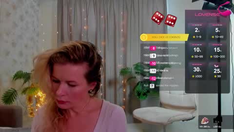 julia_giulia online show from 02-04-26, 11:05