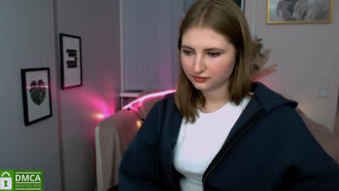 Julia  online show from 12-07-24, 01:18