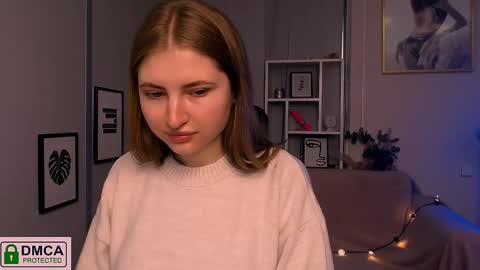 Julia  online show from 01-02-25, 10:16