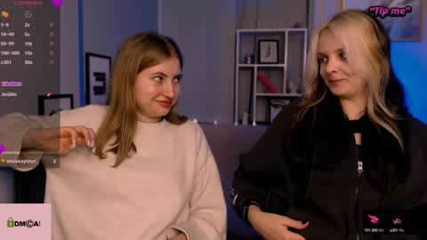 Julia  online show from 01-03-25, 10:31