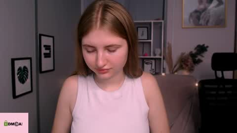 Julia  online show from 01-04-25, 04:32