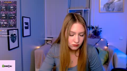 Julia  online show from 01-05-25, 04:38