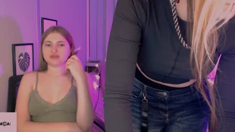 Julia  online show from 01-10-25, 02:35