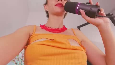 Snapshot of julia_roberts420 chatting on 02-09-25, 01:25 Julia Schedule 10 pm to 4 am GTM-5 online show from 02-09-25, 01:25